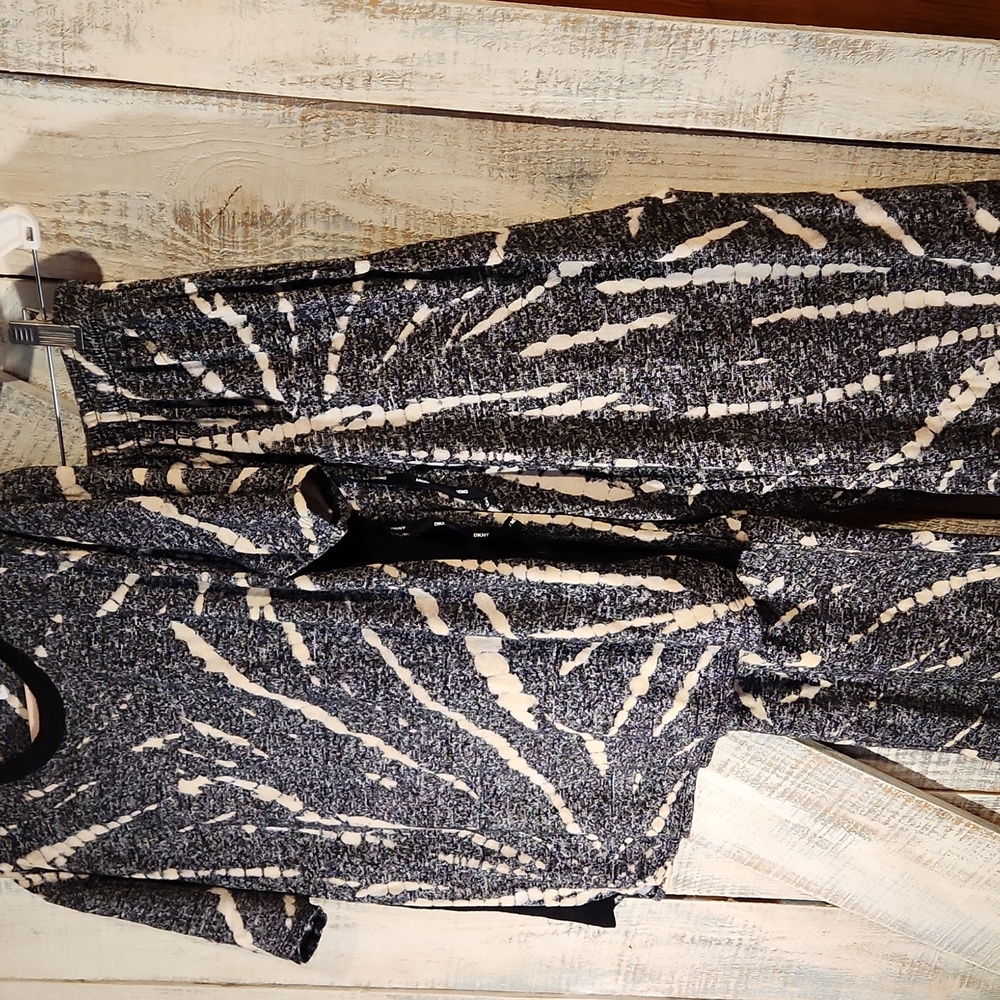 DKNY Monochrome Tie-Dye Pajama Set